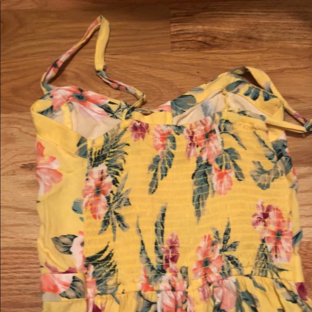 Romper - Picture 4 of 4